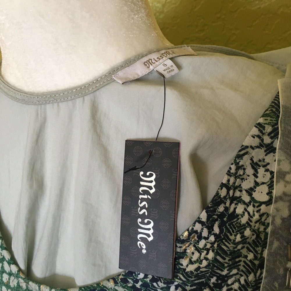 Miss Me Tank Top Blouse Brand New - Picture 3 of 3